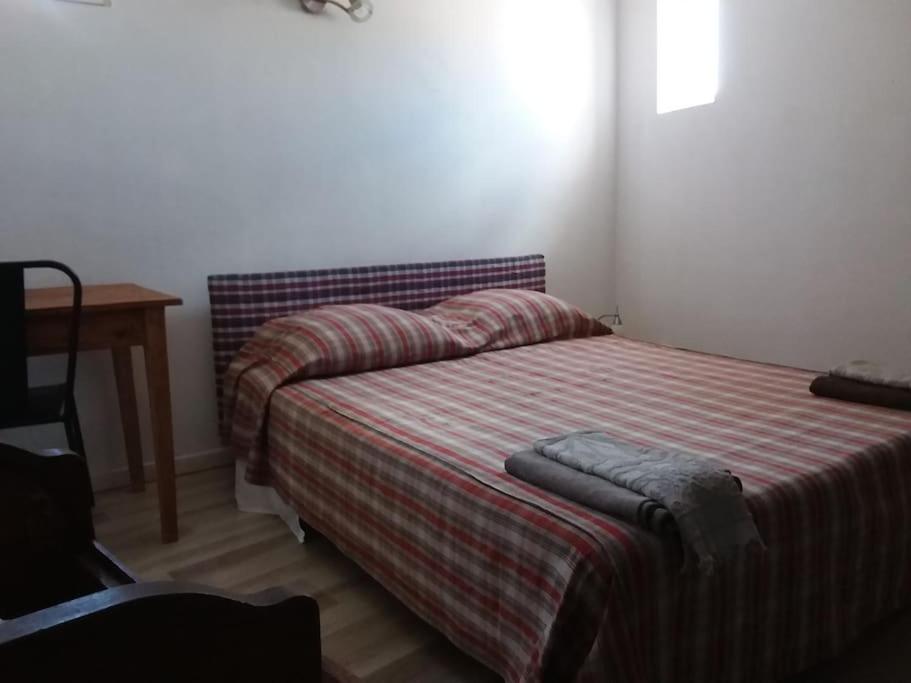 Charme Centre Historique 17E Siecle Daire Aramon Dış mekan fotoğraf